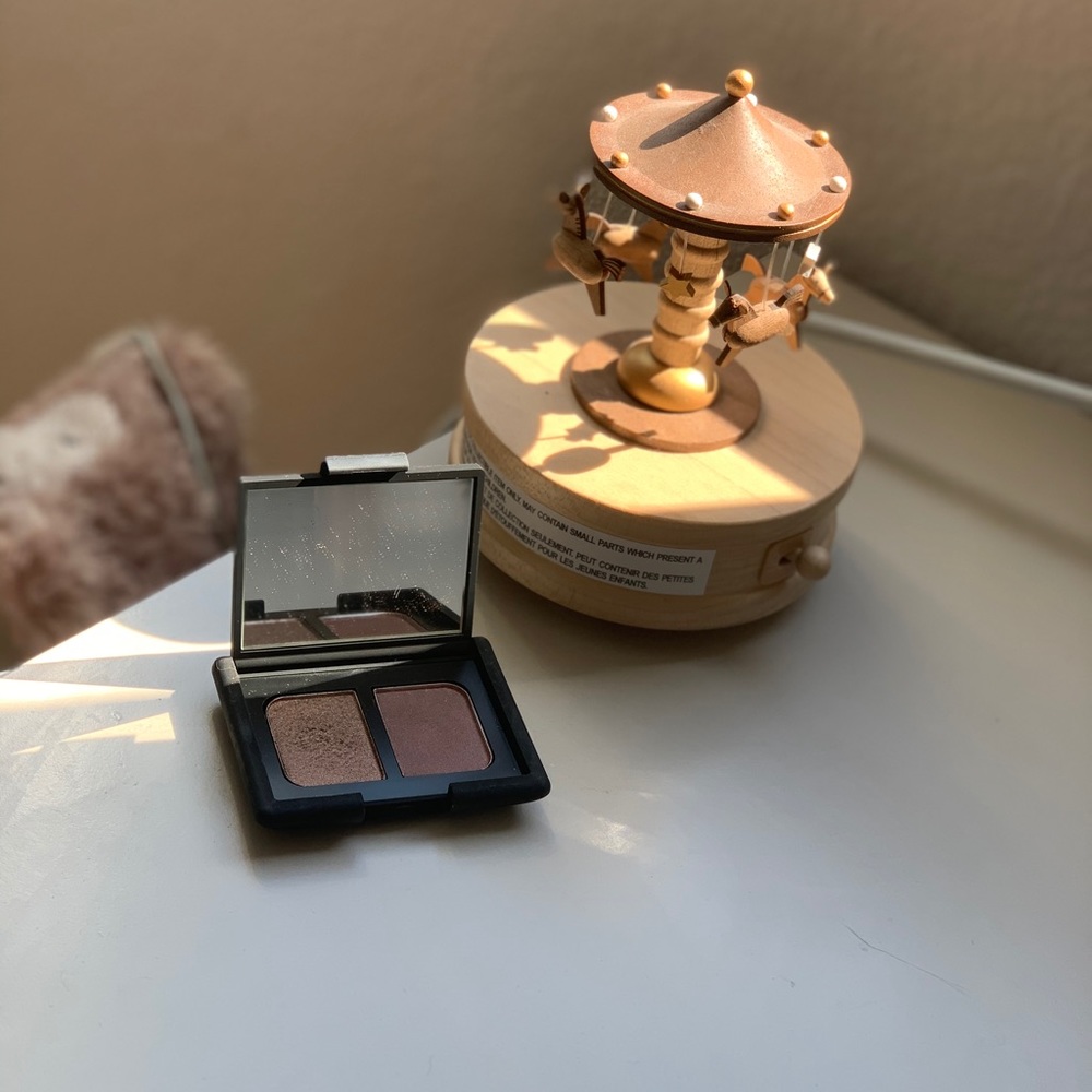 NARS duo eyeshadow